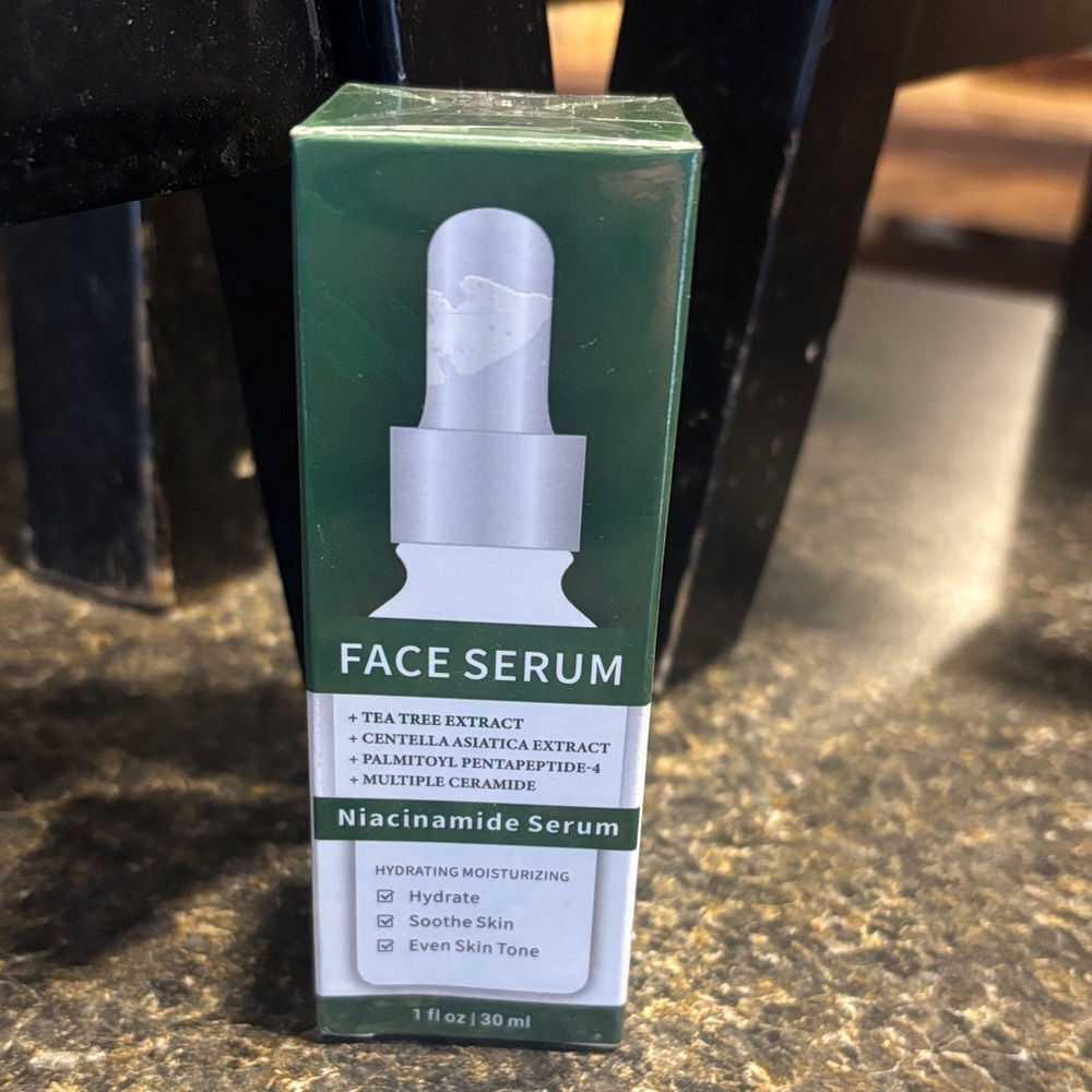Niacinamide Face Serum - Green